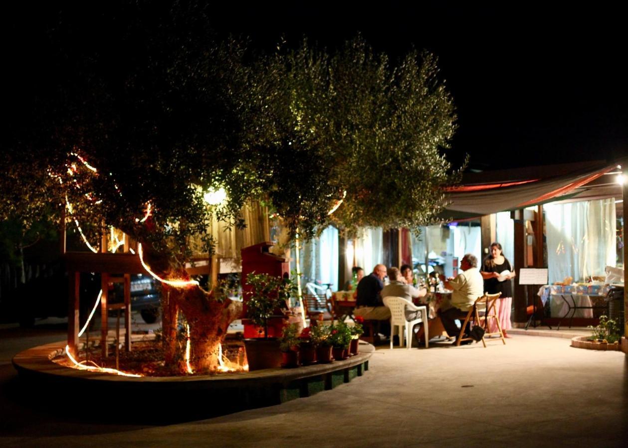 Music House A Castellana Grotte Confinante Via Per Turi 500M Dalle Grotte Luaran gambar